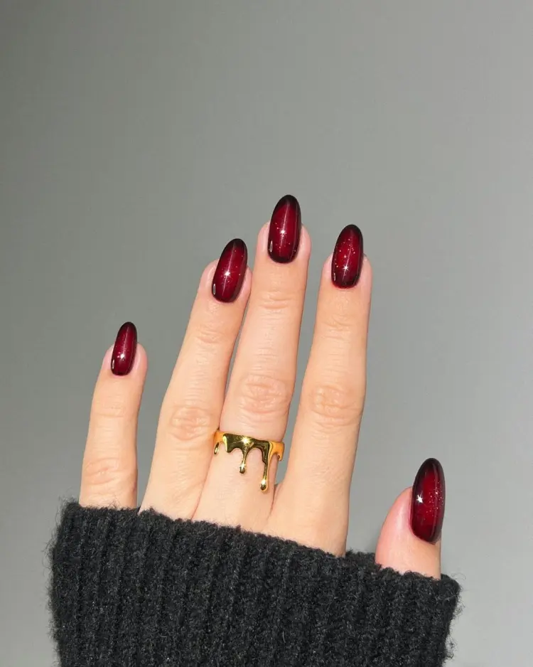 Red to Black Glitter Gradient Nails Red to Black Glitter Gradient Nails β Winter Nails