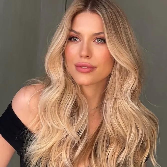 Mid-Back Visual Idea — Lowlights for Blonde Hair