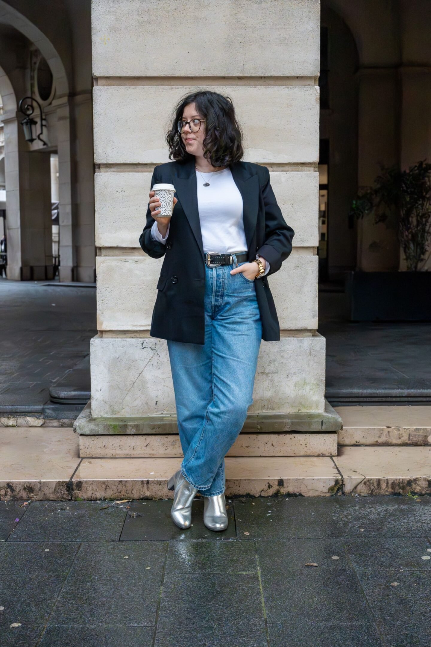 Metallic Silver Boots with an Oversized Blazer Metallic Silver Boots with an Oversized Blazer β Ankle Boots Outfits