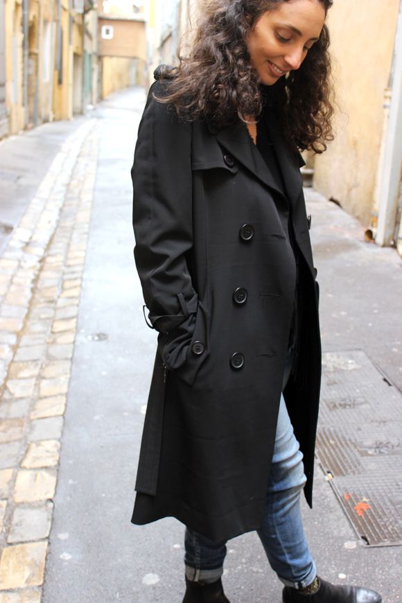 Transitional Chic: Chelsea Boots with Trench Coat Transitional Chic: Chelsea Boots with Trench Coat β Chelsea Boots Outfits