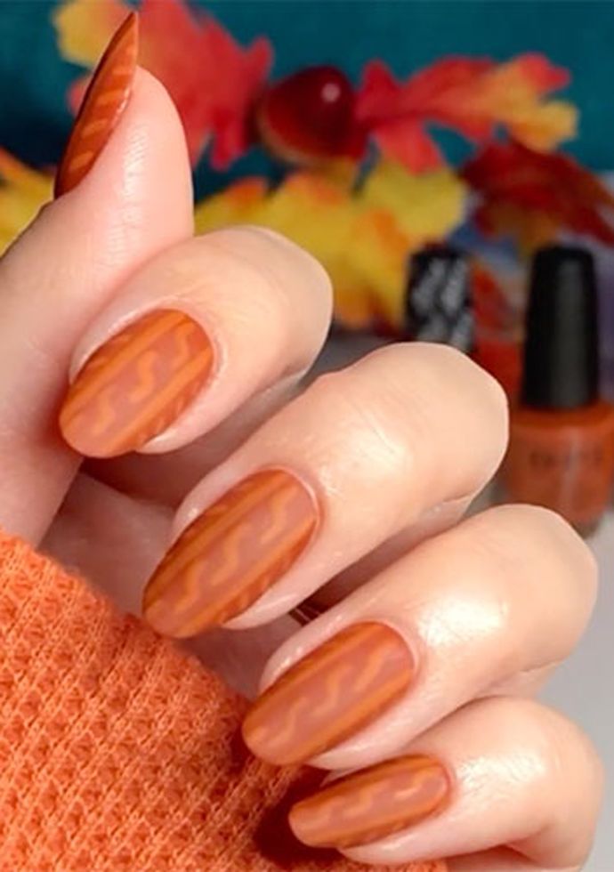 Matte Visual Idea Matte Visual Idea β Sweater Nails