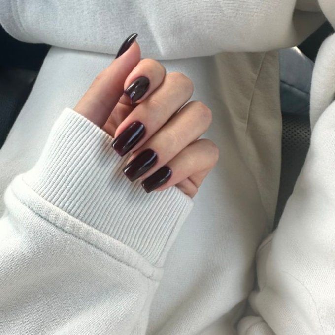 Chic Brown-Black Glossy Square Nails Chic Brown-Black Glossy Square Nails β Black Cherry Nails