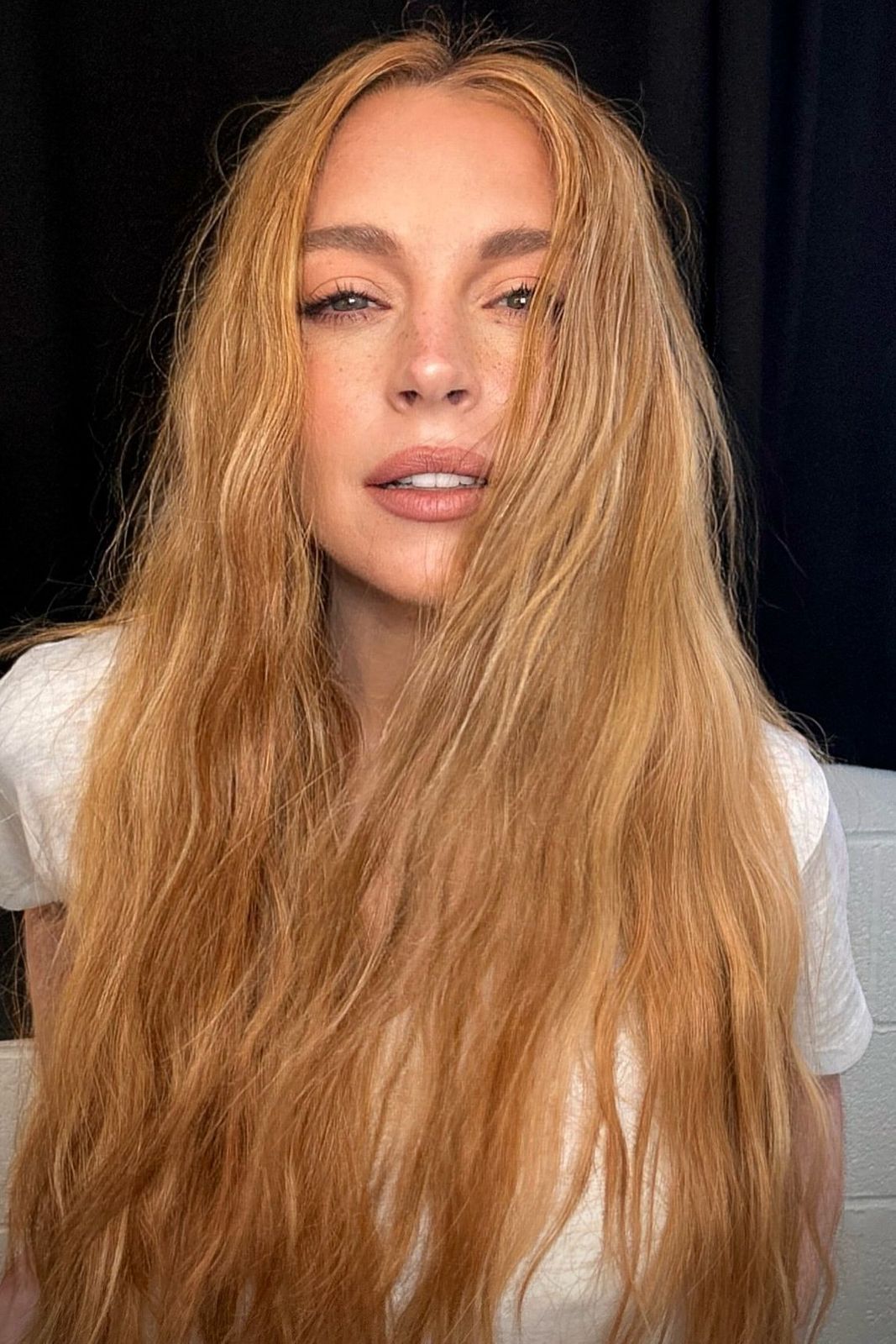 Mid-Back Visual Idea — Winter Hair Colors for Redheads