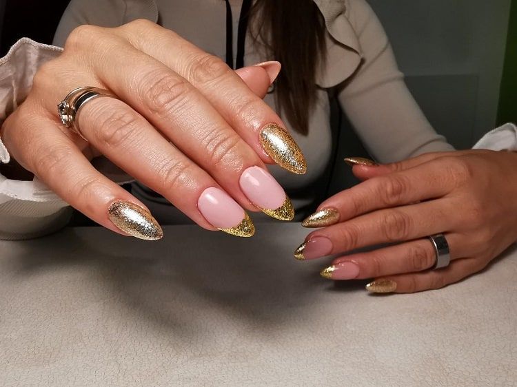 Chic Deep Red Nude Line Glitter Nails Chic Deep Red Nude Line Glitter Nails β Simple New Years Nails 2027