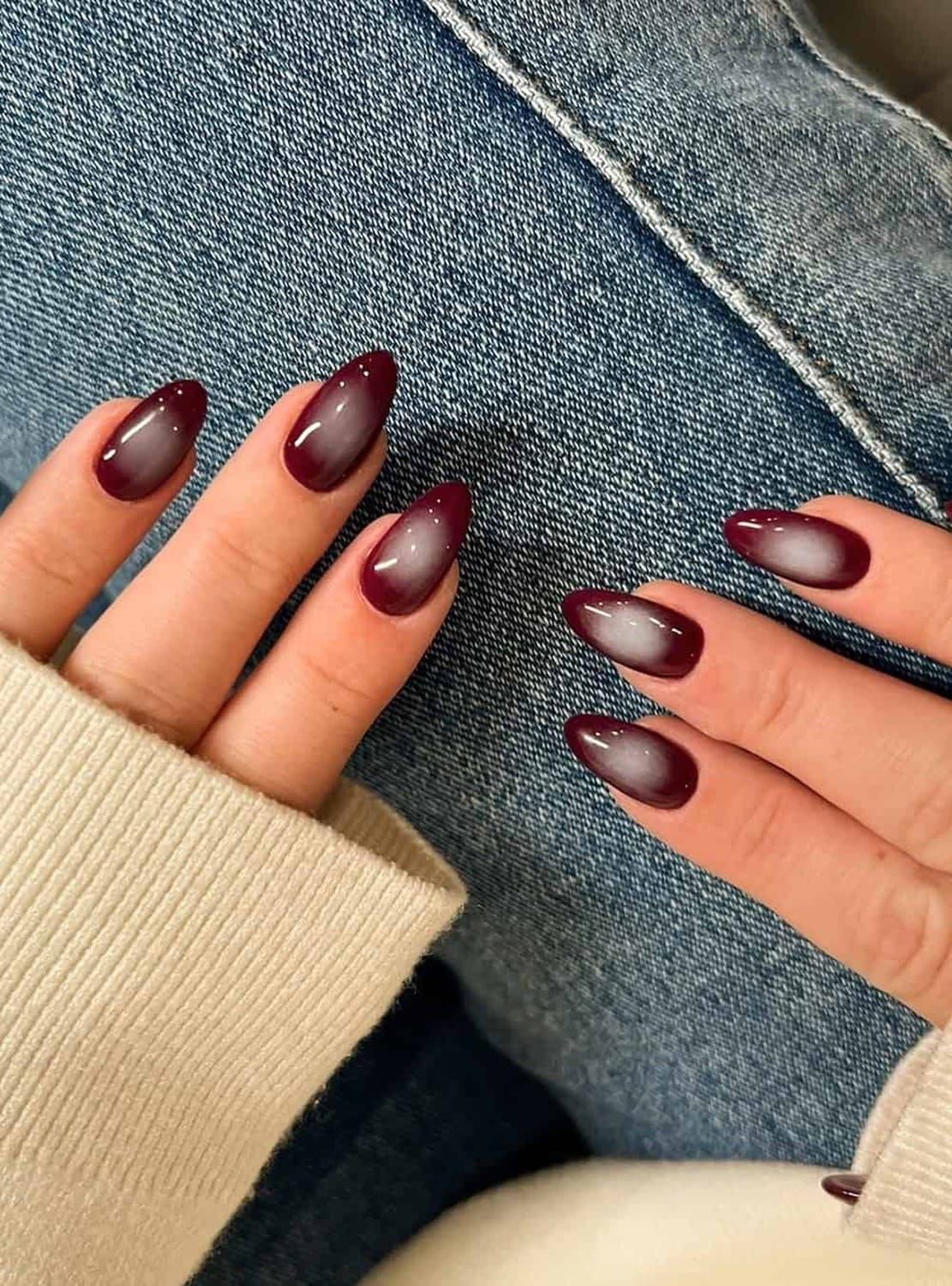 Burgundy to White Ombre Glossy Nails Burgundy to White Ombre Glossy Nails β Simple Short Winter Nails
