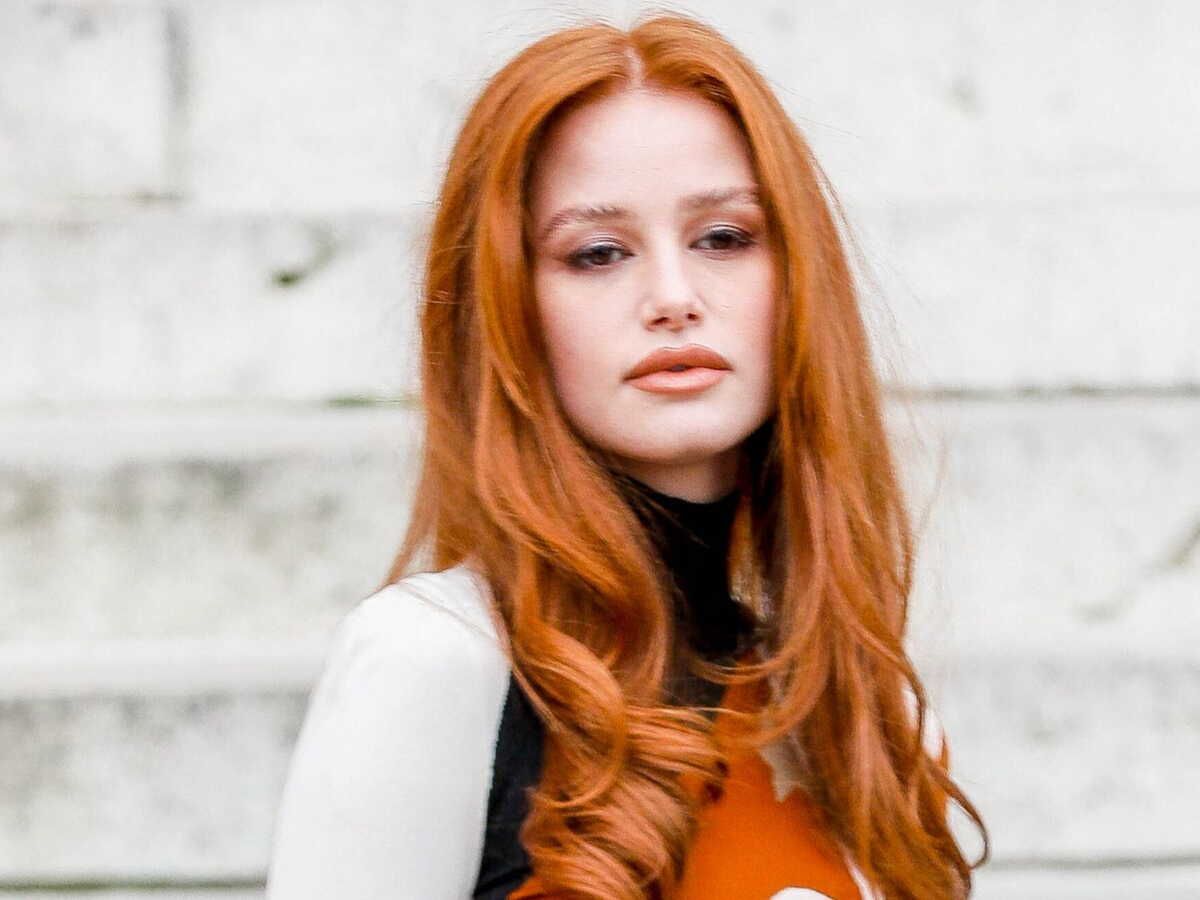 Vibrant Copper Red Loose Waves Vibrant Copper Red Loose Waves β Winter Red Hair Colors