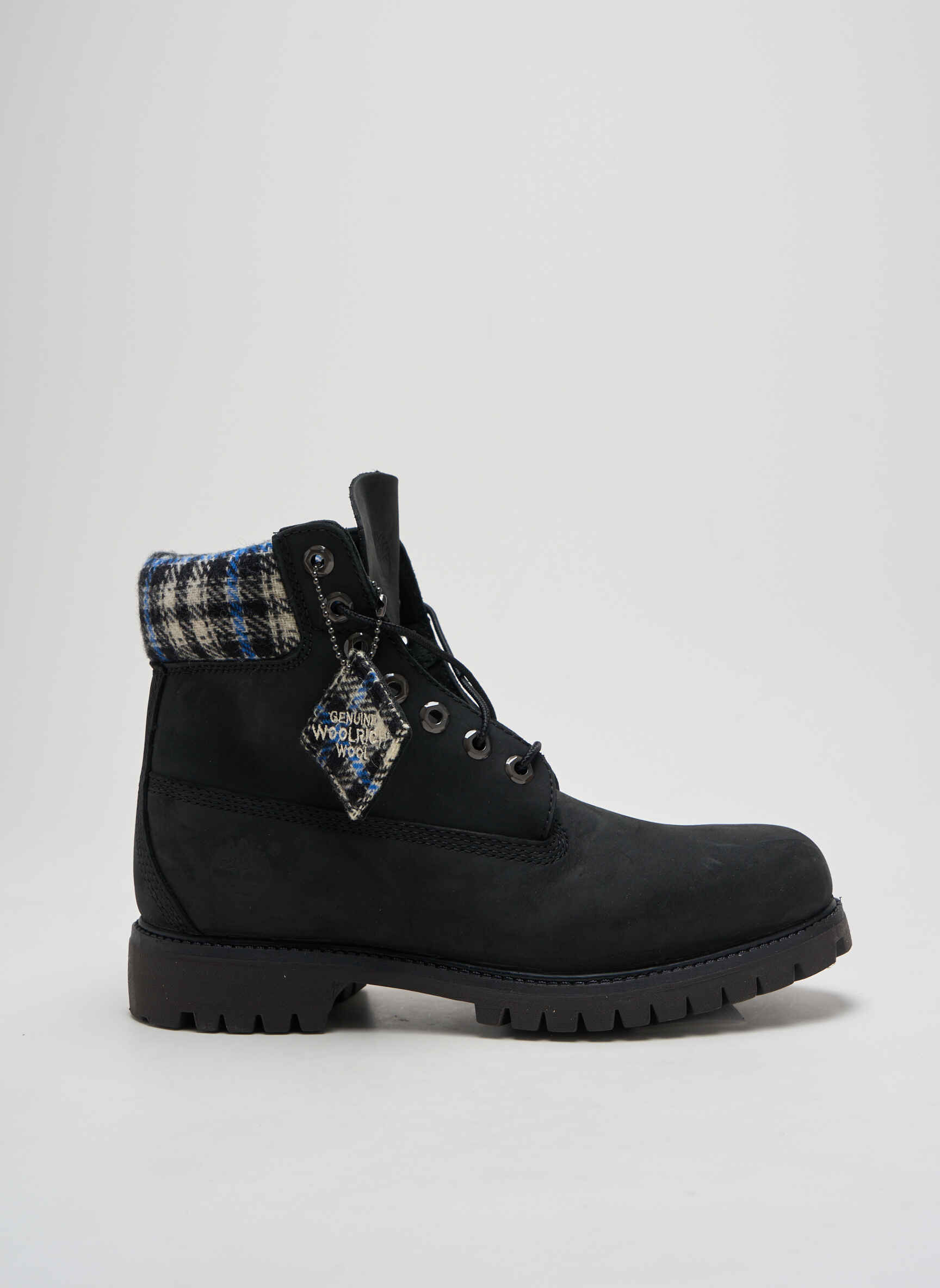 Black Suede Timberlands with a Plaid Collar Detail Black Suede Timberlands with a Plaid Collar Detail β Timberland Boots Outfits