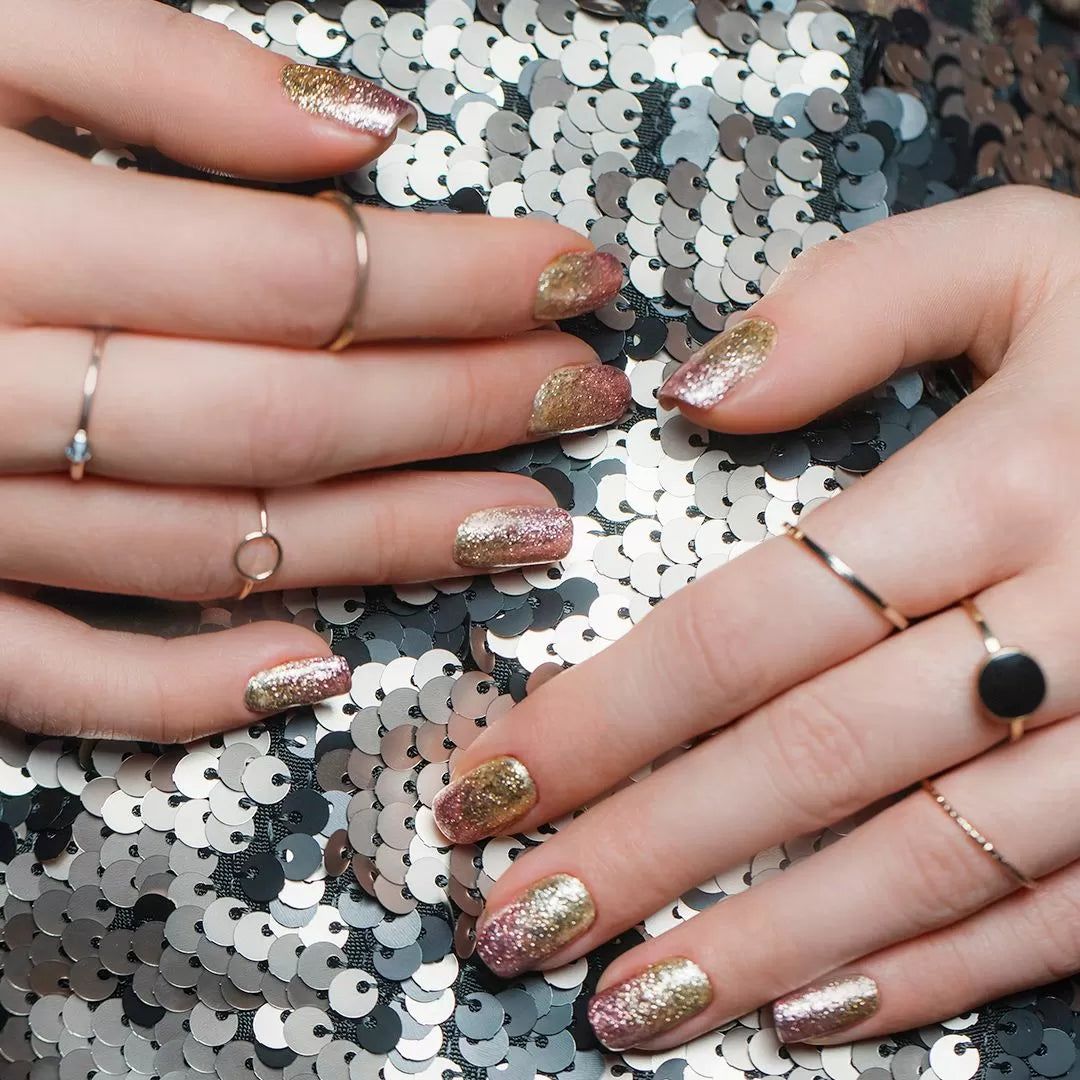 Rose Gold Glitter Ombre Rose Gold Glitter Ombre β Winter Champagne Nails