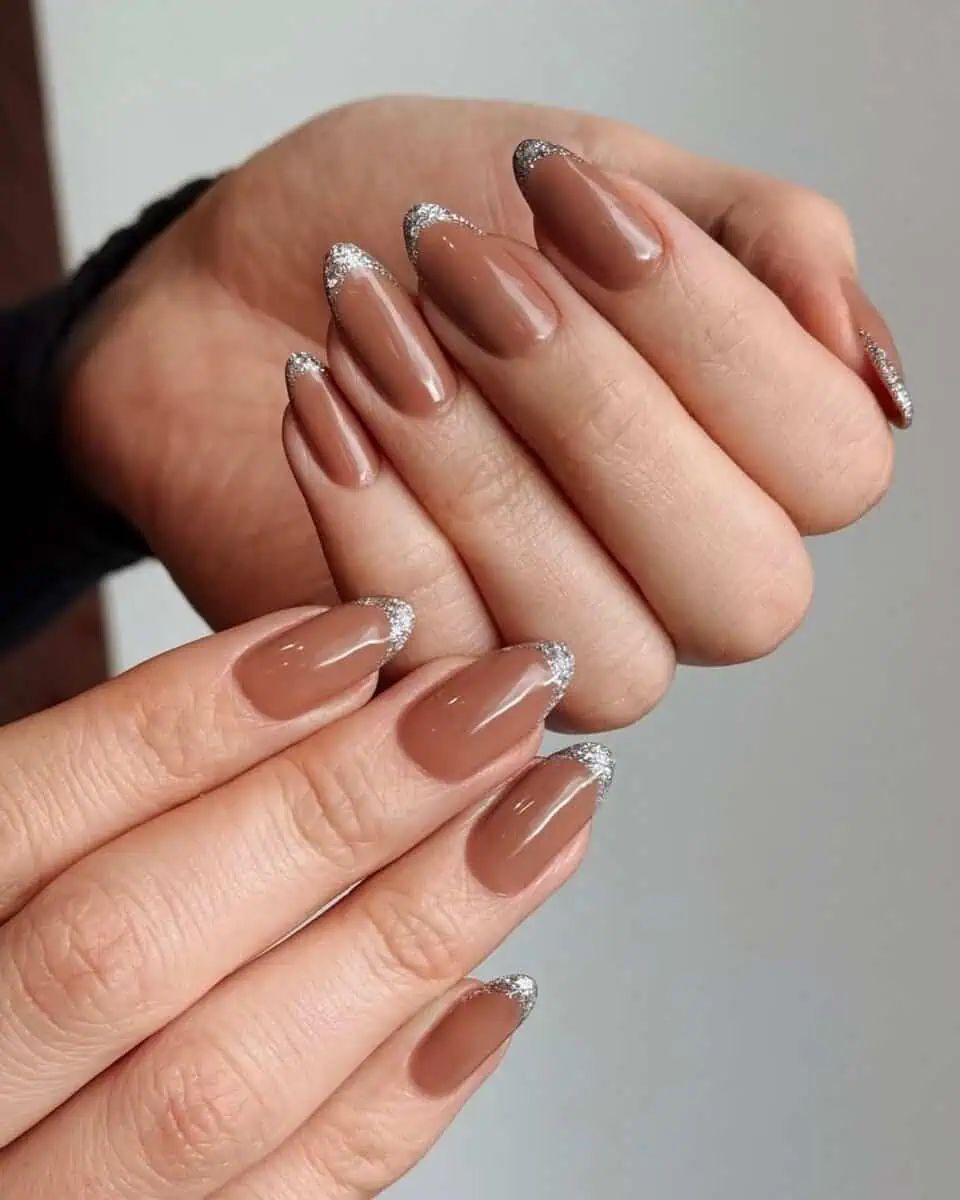 Glossy With Glitter Accents Visual Idea Glossy With Glitter Accents Visual Idea β Mocha Nails