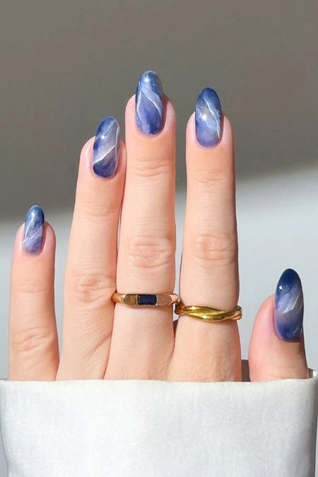 Glossy With Glitter Visual Idea — Winter Marble Nails