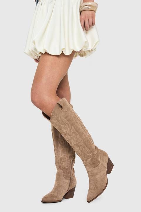 Embossed Tan Suede Cowboy Boots for Casual Flair Embossed Tan Suede Cowboy Boots for Casual Flair โ Suede Boots Outfits