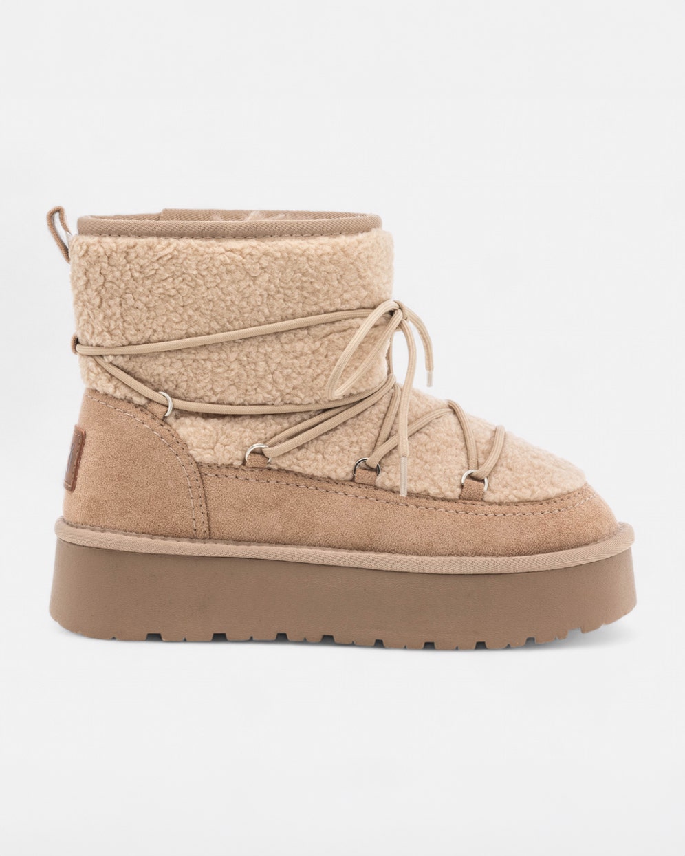 Platform Chic: Beige Suede and Fleece Ankle Boots — Moon Boots Outfits