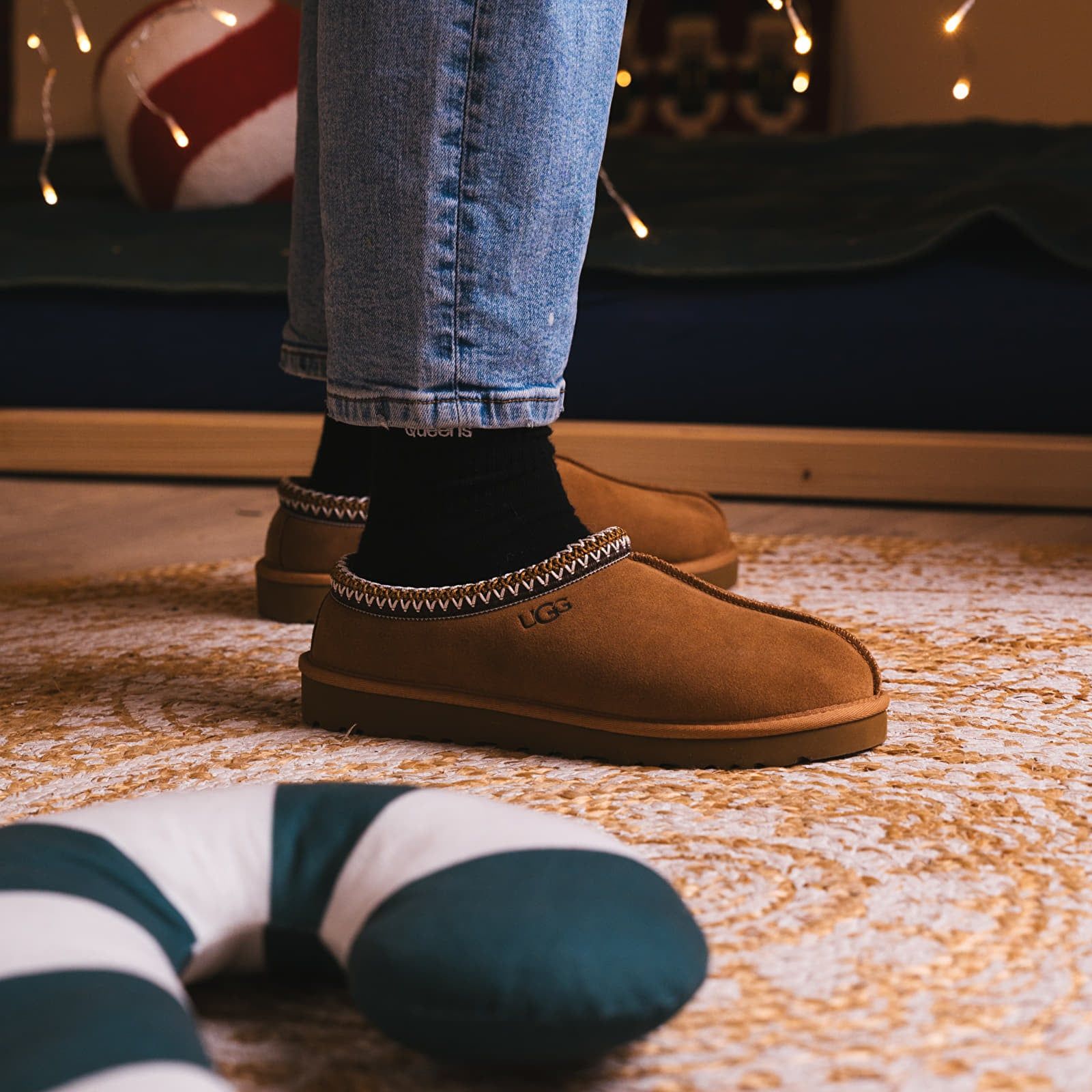 Tan Tasman Slippers with Denim and Black Socks — Ugg Boots Outfits