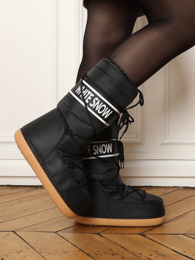 Black Nylon Snow Boots with Tan Gum Sole Black Nylon Snow Boots with Tan Gum Sole β Snow Boots Outfits