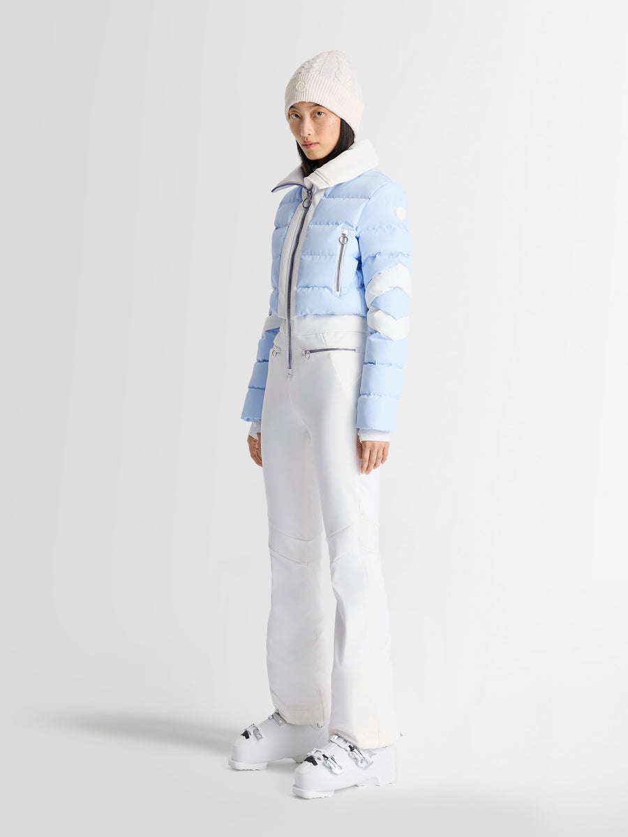 Sporty Light Blue and White Fitted Ski Suit Ensemble Sporty Light Blue and White Fitted Ski Suit Ensemble β Ski Outfits
