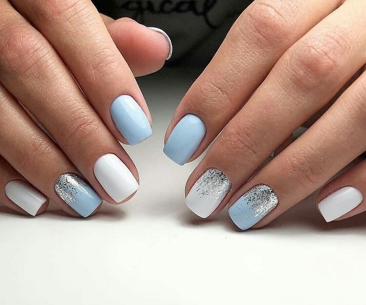 Short Square Blue Glitter Accents Short Square Blue Glitter Accents โ Winter Blue Nails