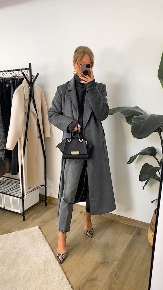 idées de look avec un manteau gris, style moderne et chic