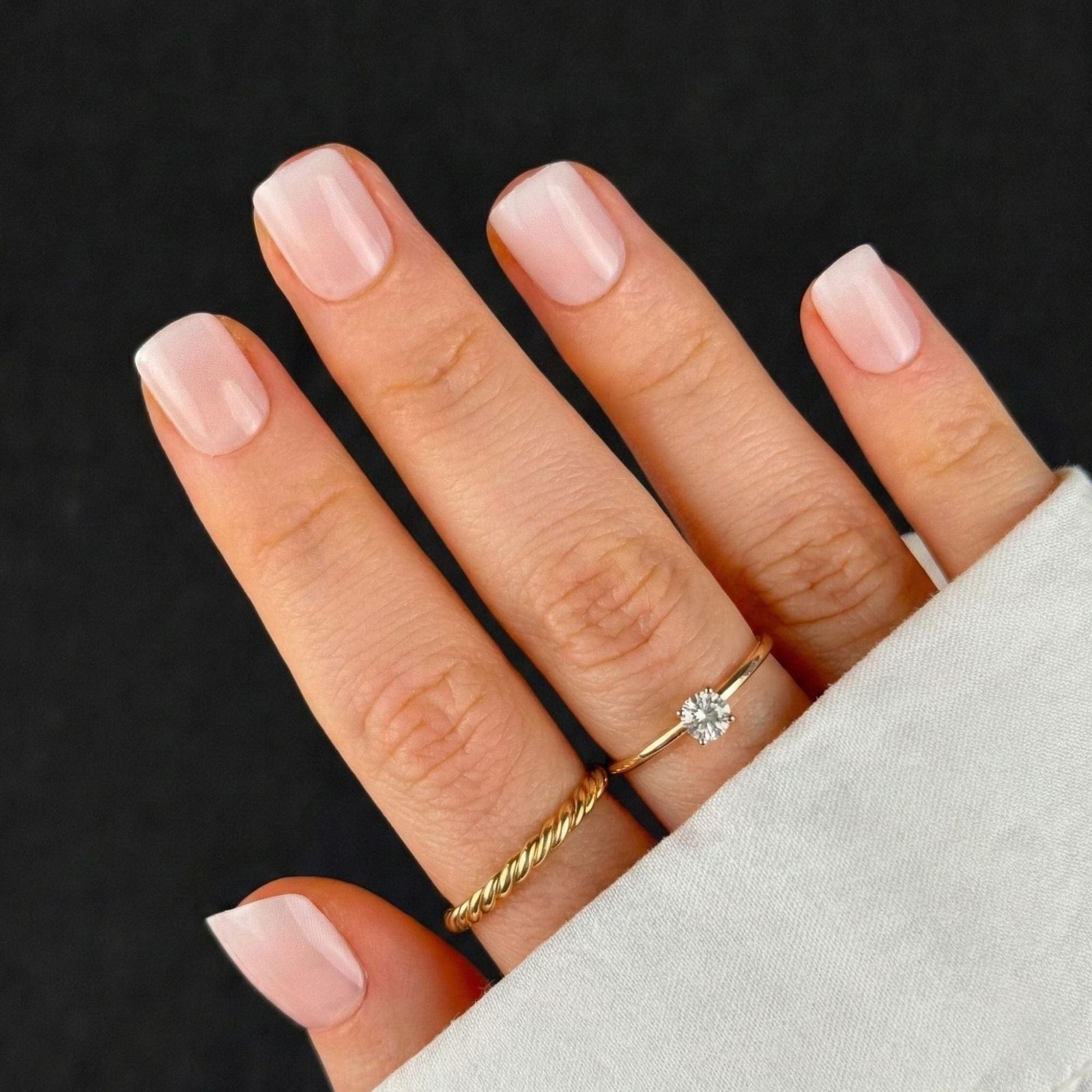 Winter Visual Idea Winter Visual Idea β Winter French Tip Nails