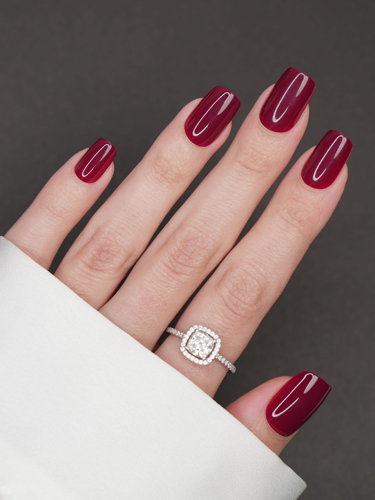Deep Wine Red High Gloss Squares Deep Wine Red High Gloss Squares β Winter Red Nails