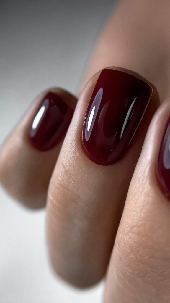 Deep Burgundy Glossy Nails Deep Burgundy Glossy Nails β Short Winter Nails