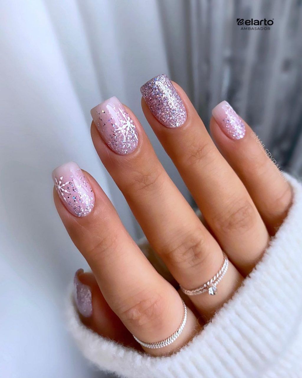 Winter Visual Idea Winter Visual Idea β Sparkly Winter Nails