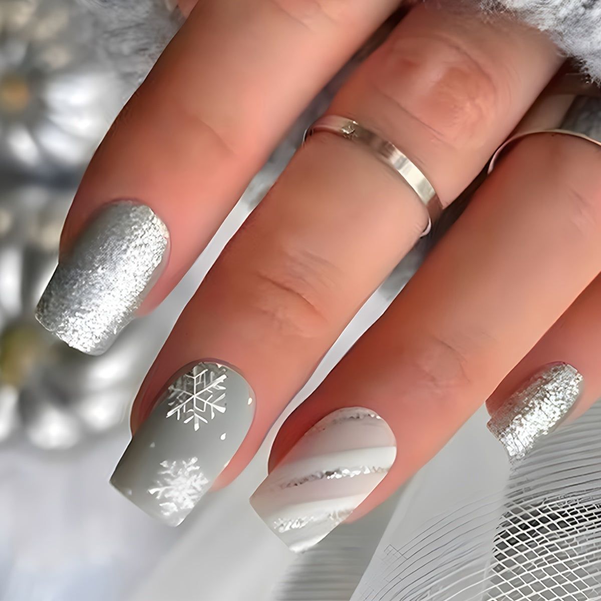 Grey & Silver With White Snowflakes Stripes Grey & Silver With White Snowflakes Stripes β Snowflake Nails