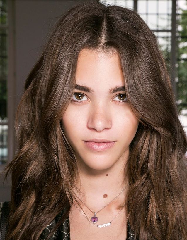 Shoulder To Collarbone Natural Rich Dark Brown Shoulder Length — Dark Chocolate Brown Hair