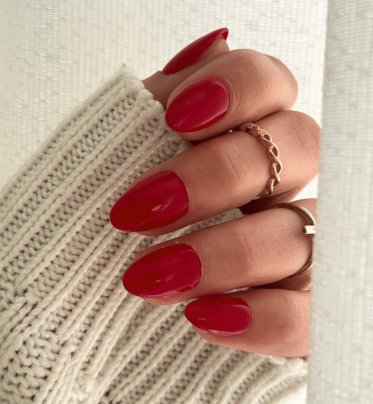 None Visual Idea None Visual Idea โ Short Winter Almond Nails