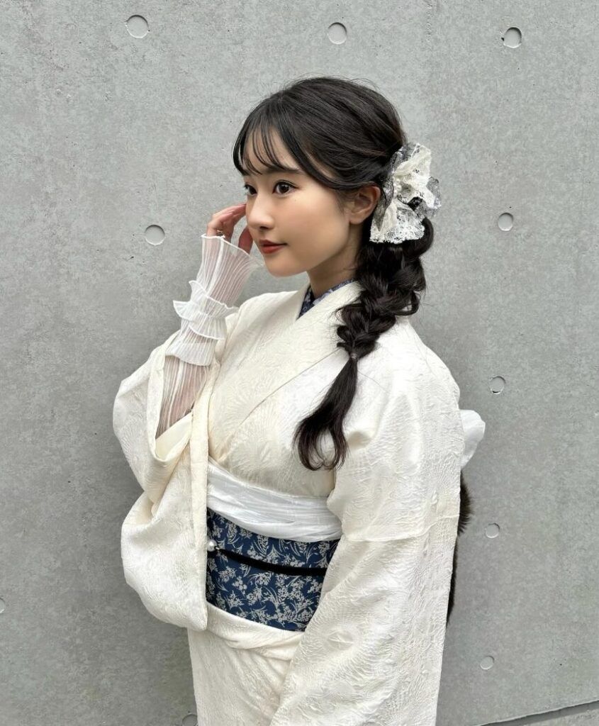 Mid-Back Visual Idea Mid-Back Visual Idea β Cute Winter Hairstyles