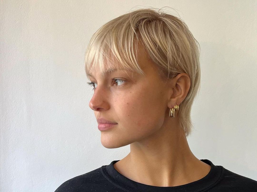 Ear Visual Idea Ear Visual Idea β Winter Haircuts for Women
