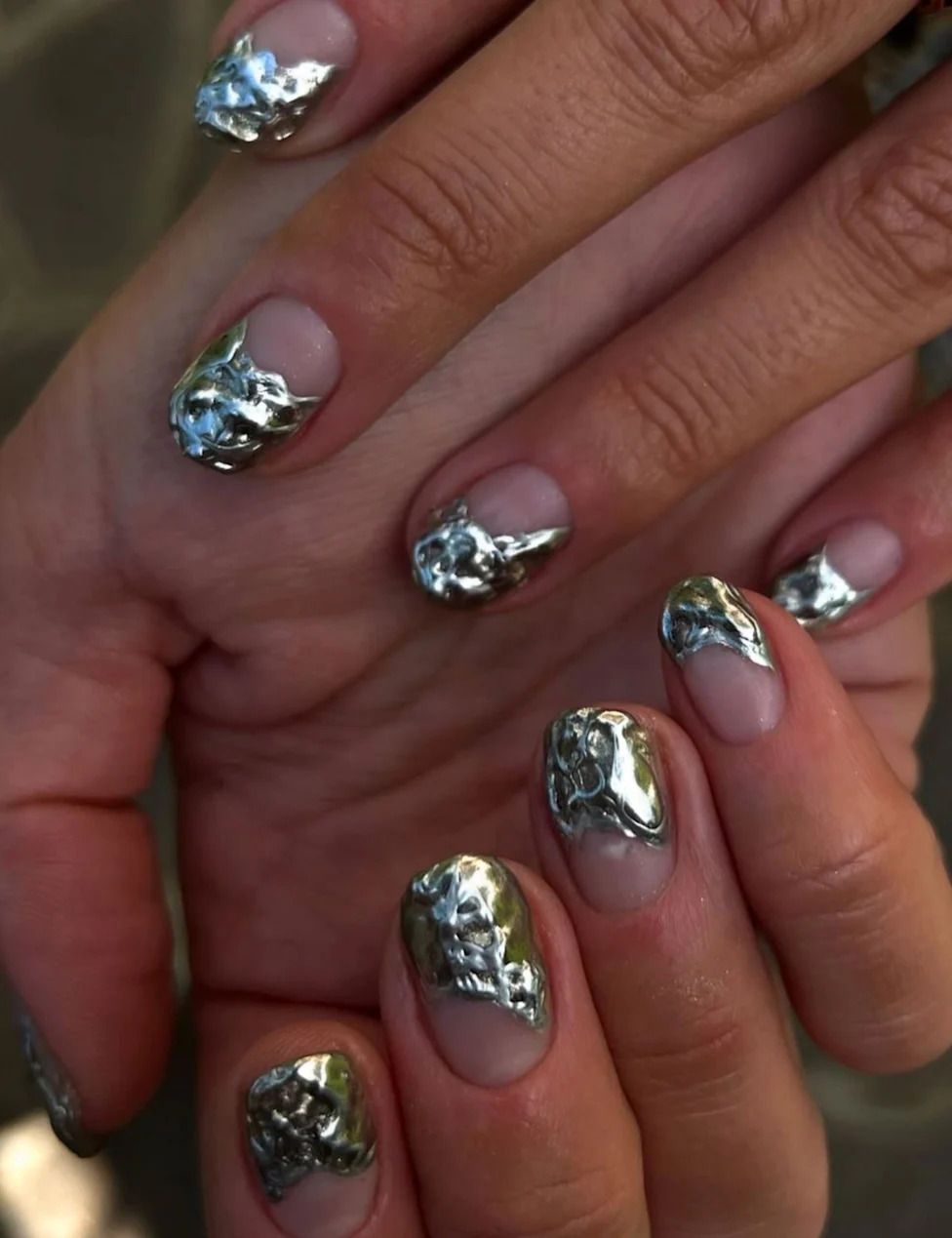 3D Chrome Embellishments On Some Nails Visual Idea 3D Chrome Embellishments On Some Nails Visual Idea โ Winter Chrome Nails