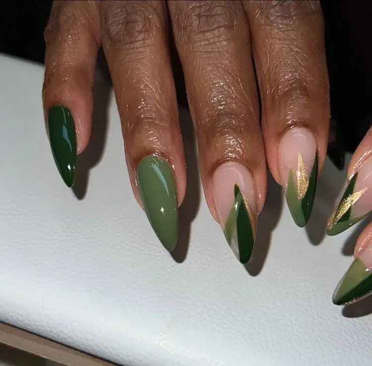 Autumn Winter Visual Idea Autumn Winter Visual Idea โ Winter Green Nails