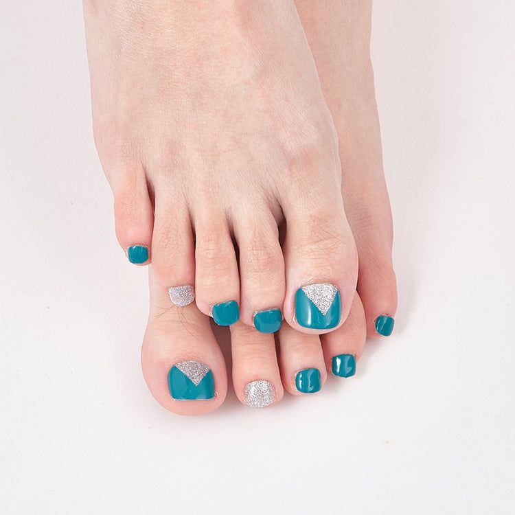 Teal Glitter Geometric Toenails Teal Glitter Geometric Toenails β Christmas Toe Nails 2026