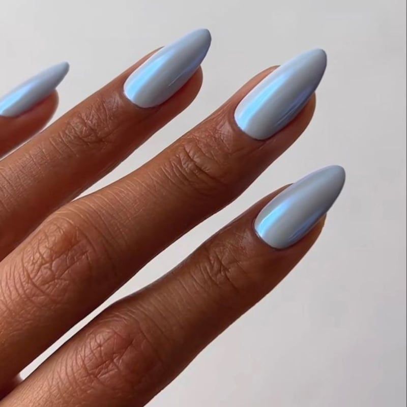 Icy Iridescent Stiletto Nails Icy Iridescent Stiletto Nails β Icy Blue Nails