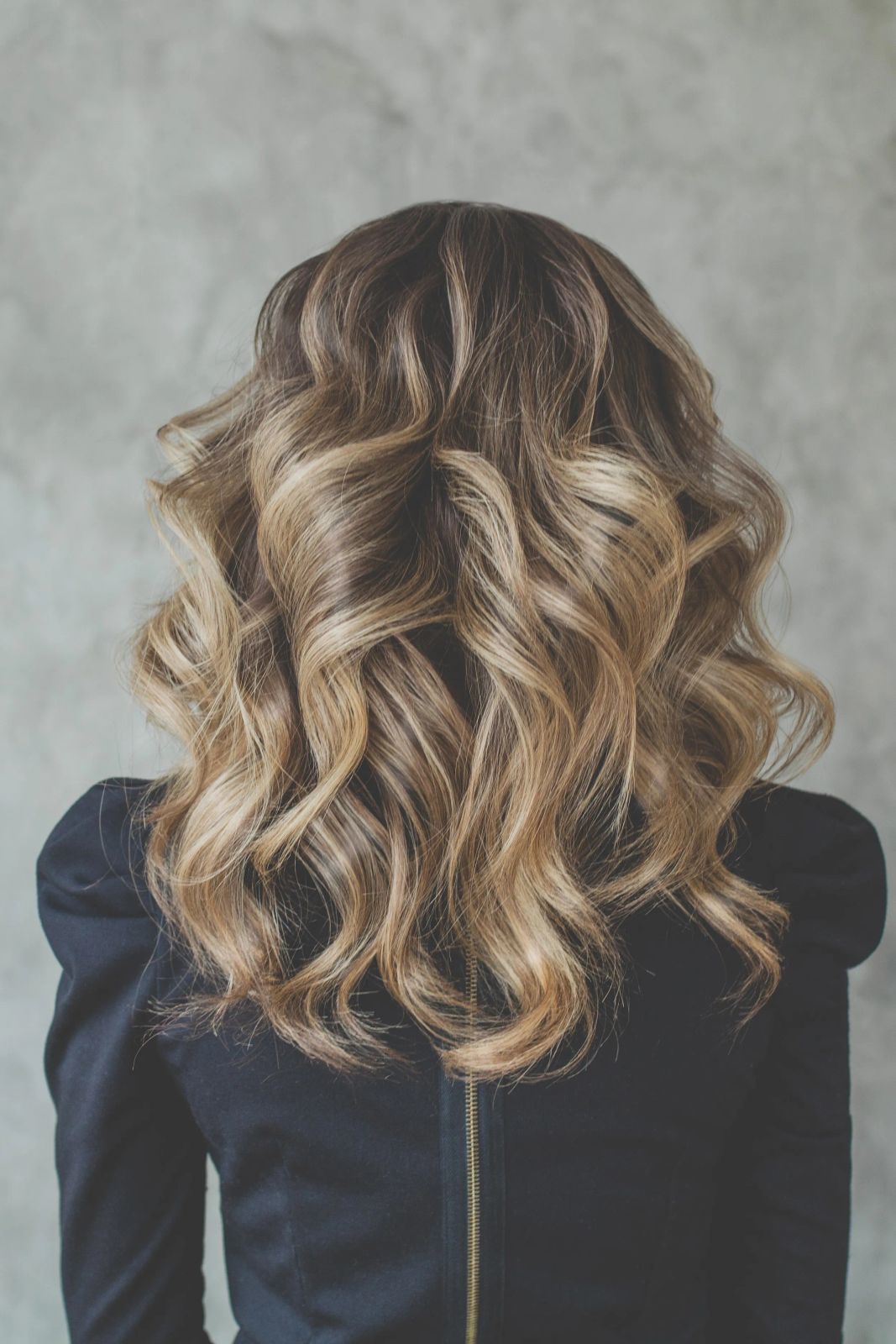Shoulder Visual Idea Shoulder Visual Idea β Winter Balayage