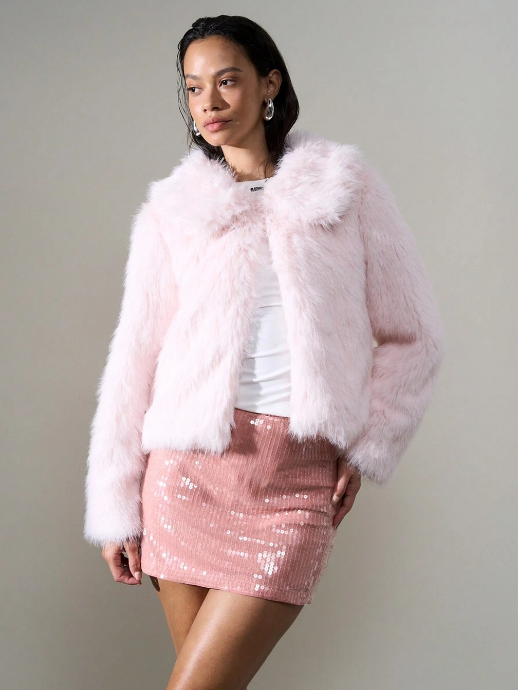Pale Pink Faux Fur Jacket with Sequined Mini Skirt Pale Pink Faux Fur Jacket with Sequined Mini Skirt โ Faux Fur Coat Outfits