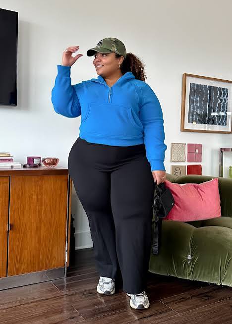 Bright Blue Fleece Hoodie with Wide-Leg Pants Bright Blue Fleece Hoodie with Wide-Leg Pants β Winter Outfits for Plus Size Women