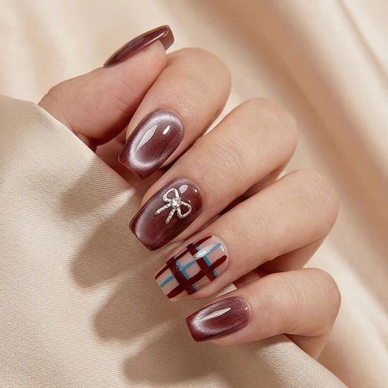 Shimmery Brown Cat-Eye with Silver Bow Charm Shimmery Brown Cat-Eye with Silver Bow Charm β Winter Bow Nails