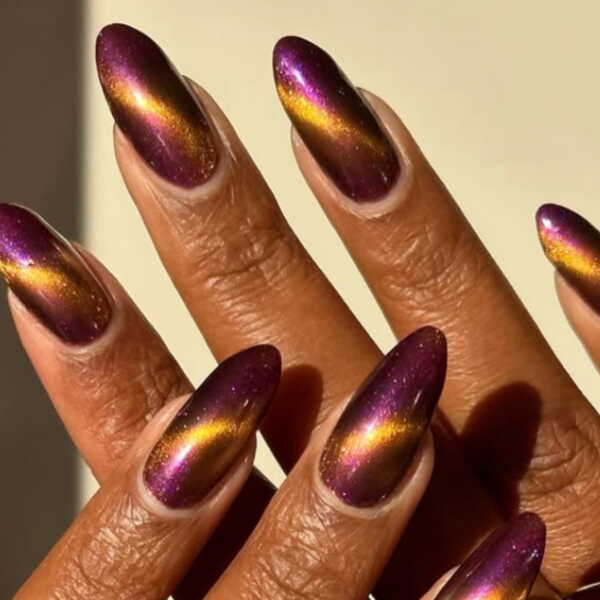 Deep Purple Cat-Eye Stiletto Nails Deep Purple Cat-Eye Stiletto Nails β Winter Ombre Nails
