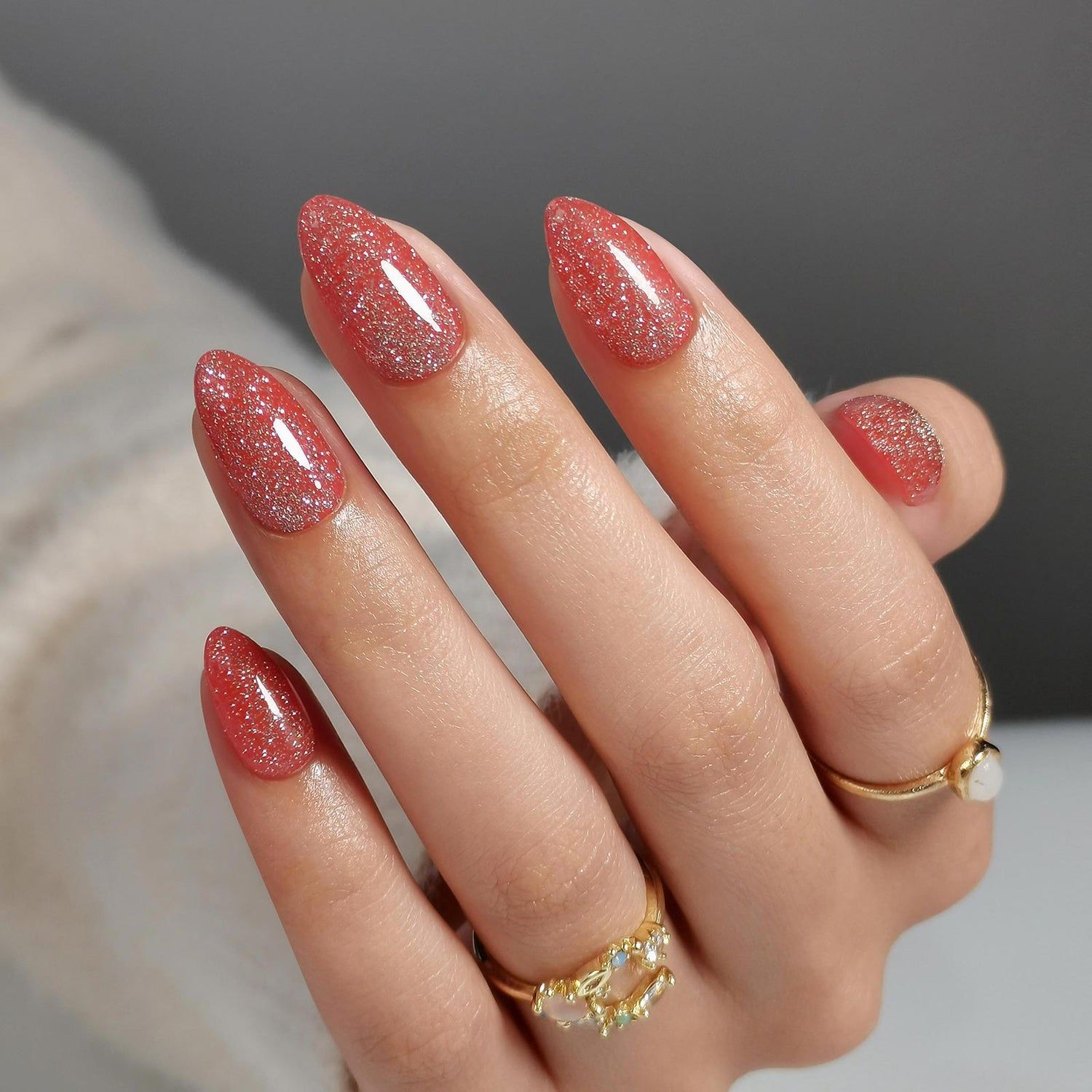 Vibrant Coral Red Glitter Oval Nails Vibrant Coral Red Glitter Oval Nails β Winter Birthday Nails