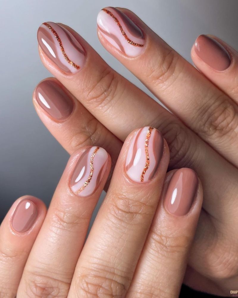 Glossy Visual Idea Glossy Visual Idea β Winter Squoval Nails