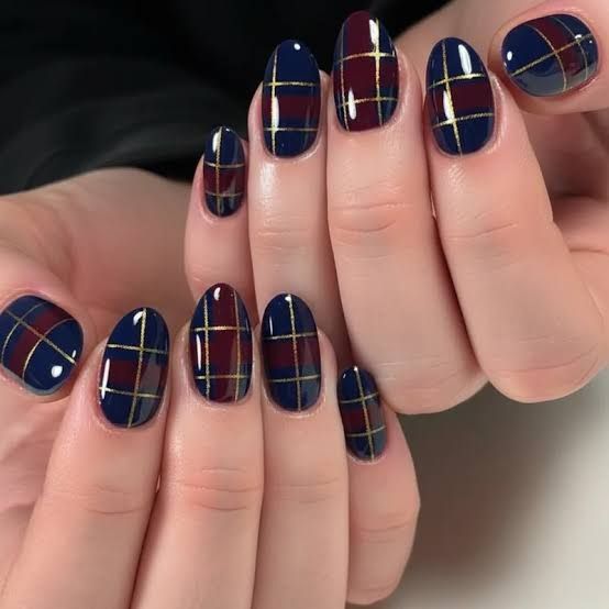 Navy Blue Burgundy Gold Plaid Navy Blue Burgundy Gold Plaid β Winter Plaid Nails
