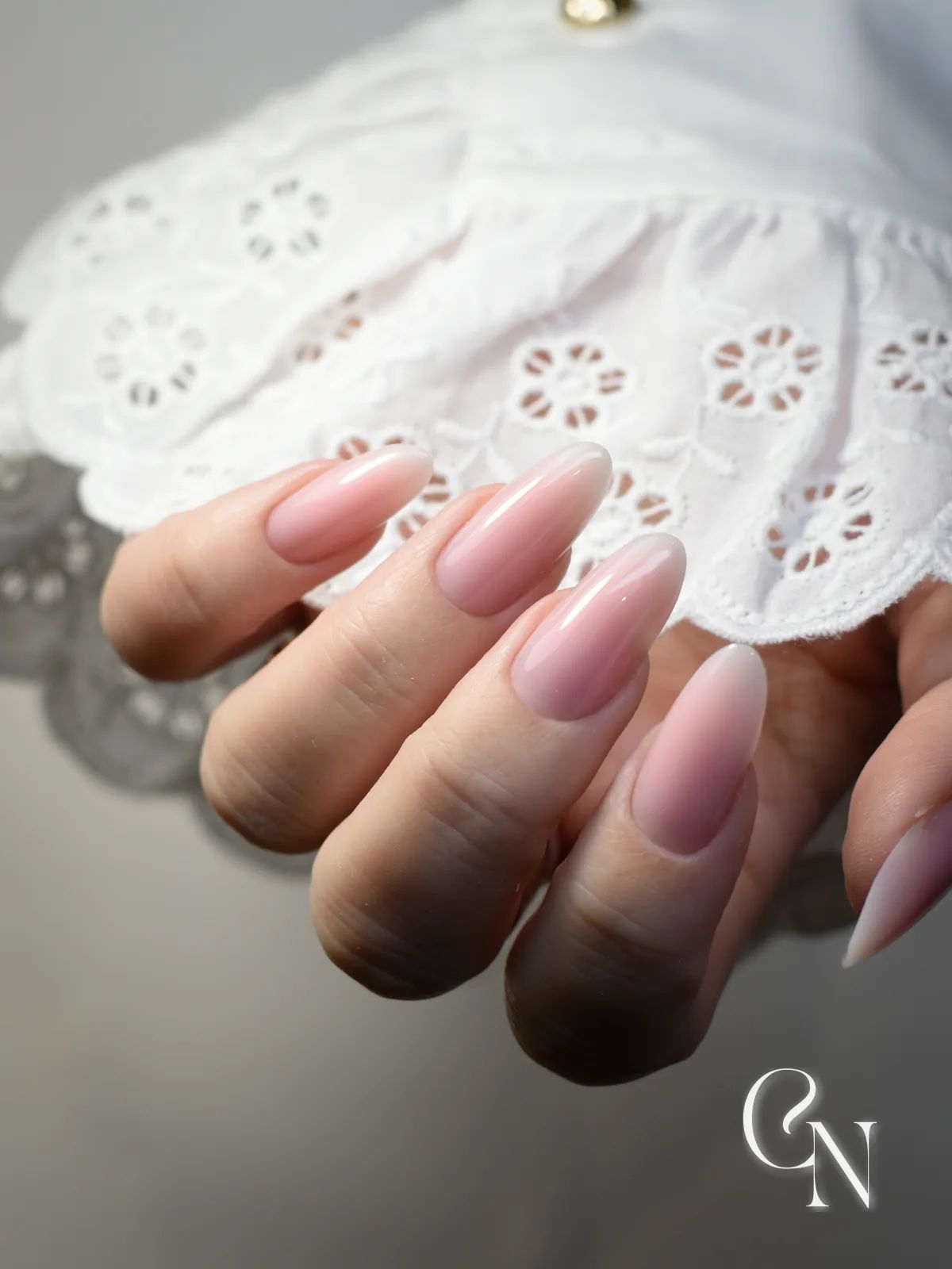 Classic French Manicure Oval Classic French Manicure Oval β Long Winter Nails