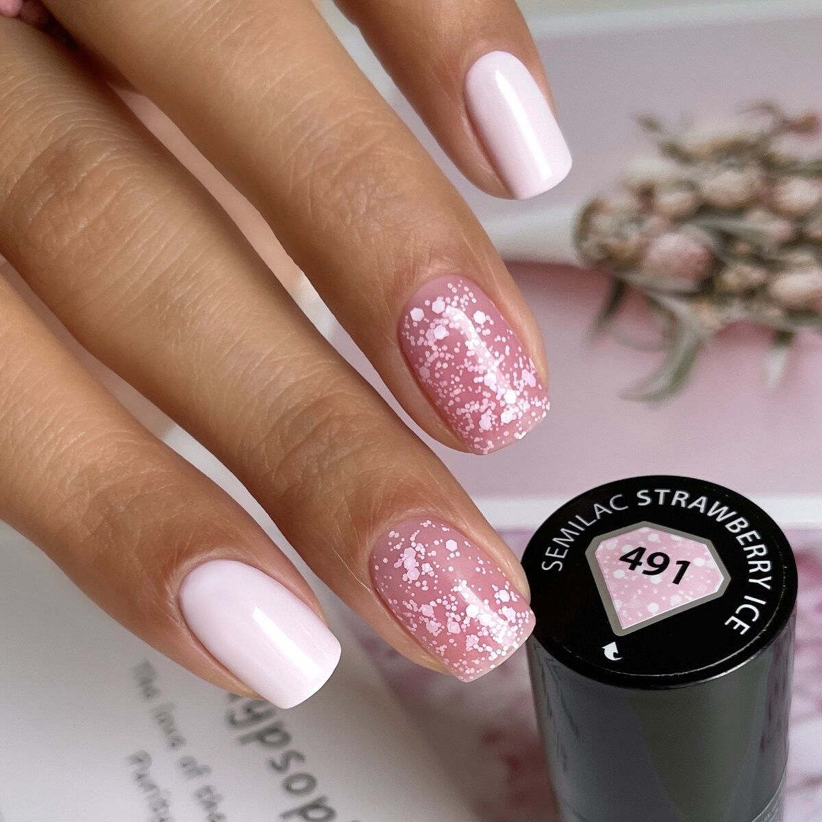Pale Pink White Glitter Visual Idea Pale Pink White Glitter Visual Idea β Sparkly Winter Nails