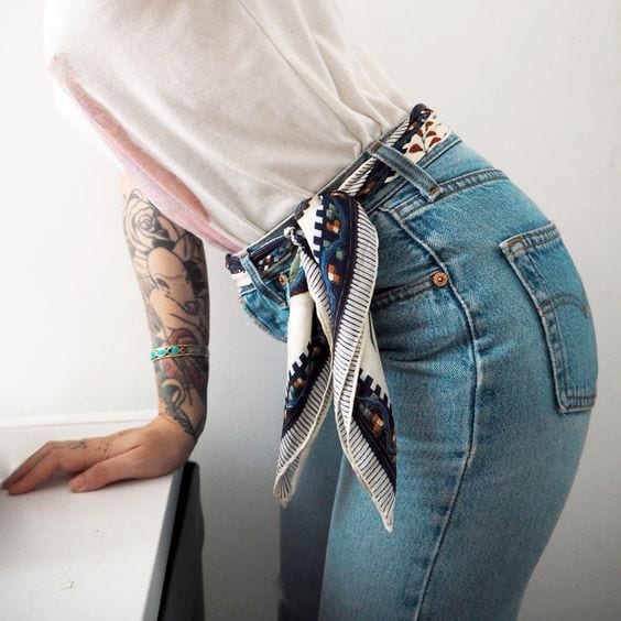 Patterned Scarf Functioning as a Belt with Denim Patterned Scarf Functioning as a Belt with Denim β Scarf Outfits