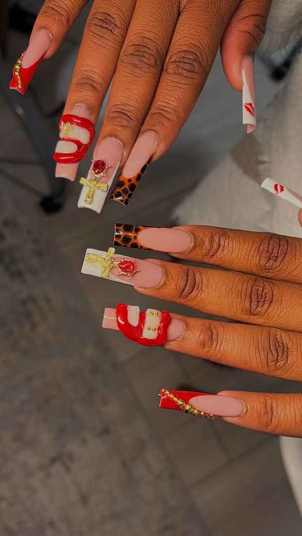 Glamorous Potentially Festive Visual Idea Glamorous Potentially Festive Visual Idea β Baddie Winter Nails
