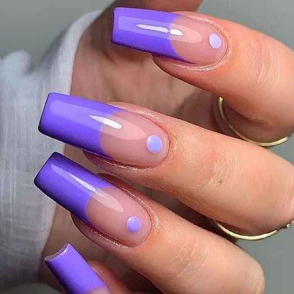 Visual Idea — Winter Purple Nails