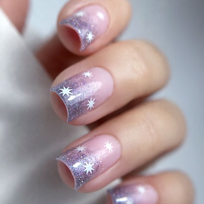 Visible Visual Idea Visible Visual Idea โ Winter Cat Eye Nails