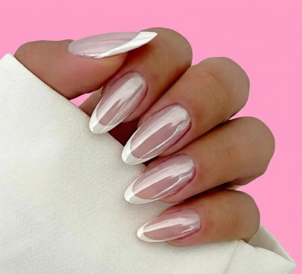 Chrome French Tip Almond Nails Chrome French Tip Almond Nails โ Winter Chrome Nails