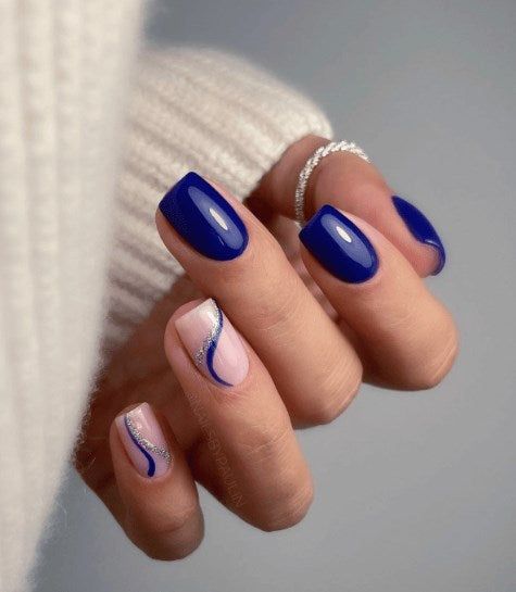 Festive Visual Idea Festive Visual Idea β Short Winter Nails
